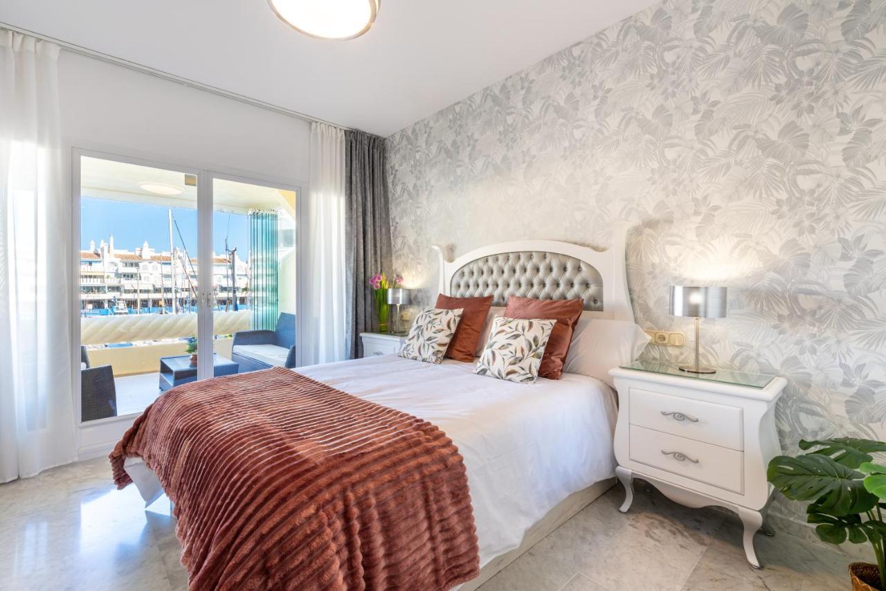 Wintowinrentals Apartamento De Lujo En Medio De Puerto Marina. بينالماذينا المظهر الخارجي الصورة