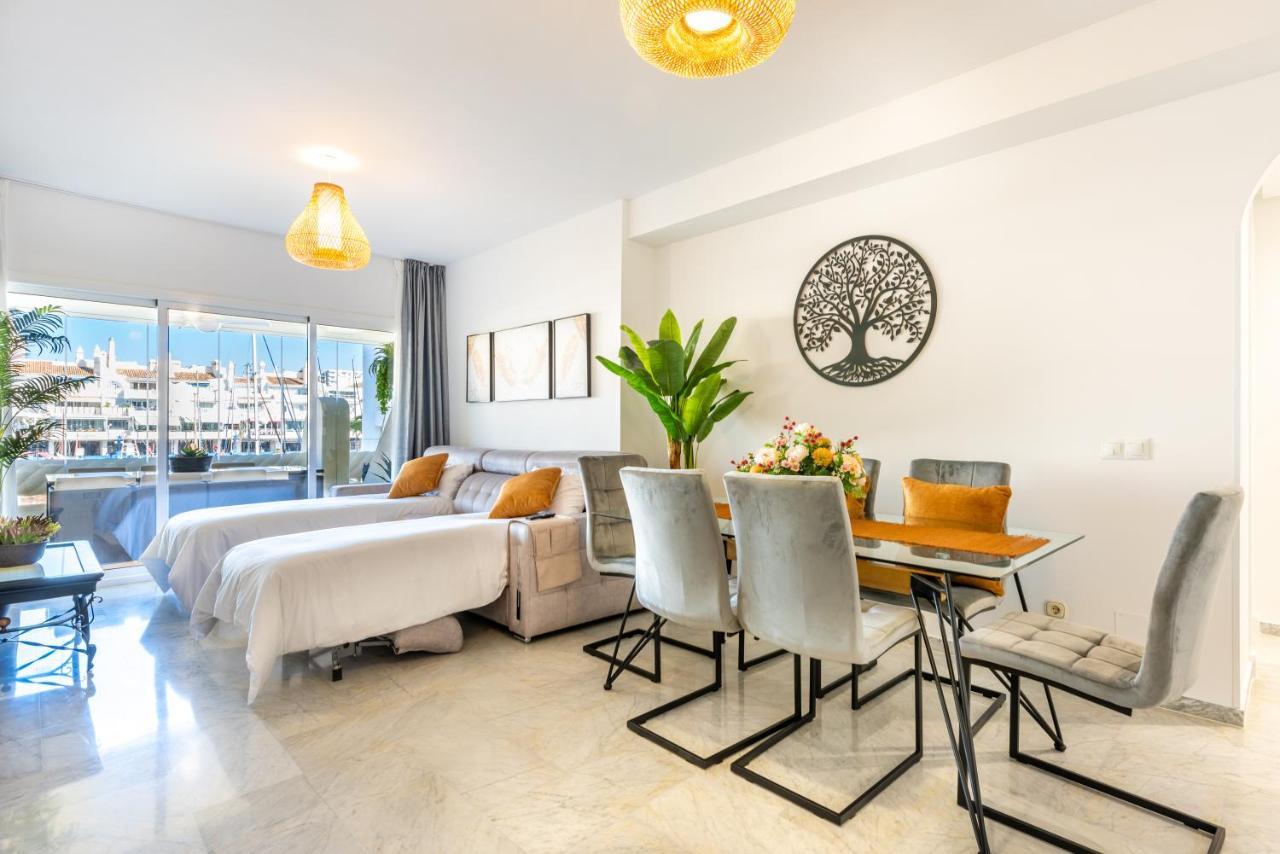 Wintowinrentals Apartamento De Lujo En Medio De Puerto Marina. بينالماذينا المظهر الخارجي الصورة
